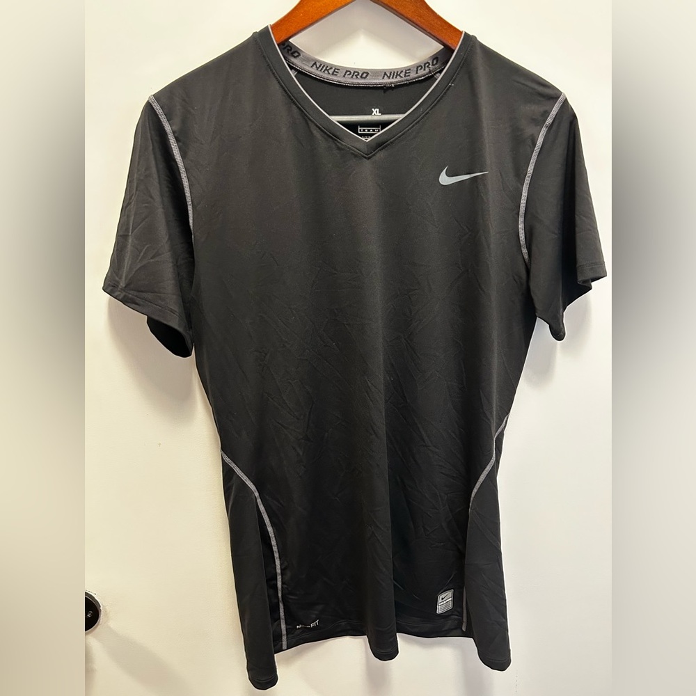 Men’s Nike Pro Nike Fit Team XL Short Sleeve T Shirt, V Neck, Athletic, Black